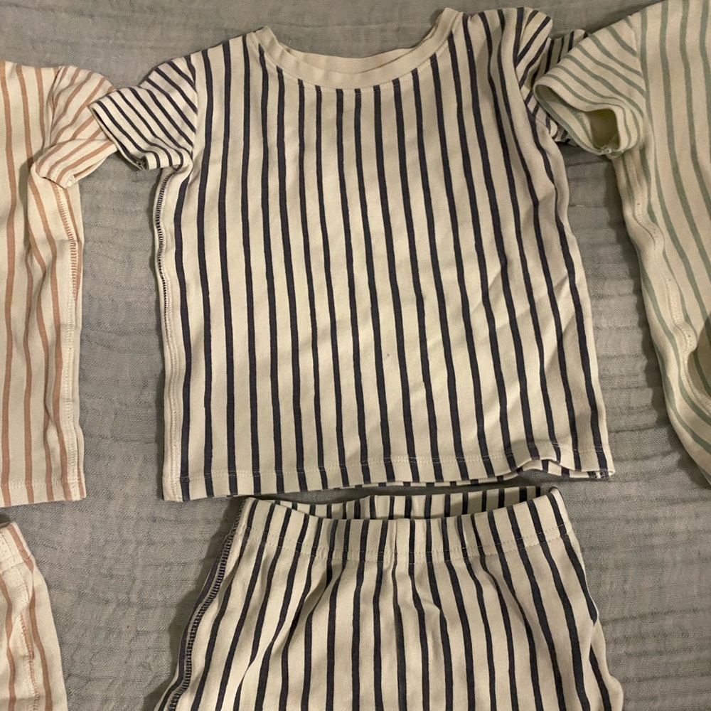 Set of 5 Pehr Organic Cotton Stripes Away organic cotton shorts 2-3T Pajamas - Picture 4 of 13
